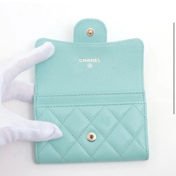 CHANEL Matelasse Caviar Skin Card Case Coin Case Gold Metal - Picture 2 of 7